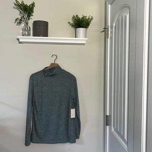 4 for 25 🌻A new day long sleeve top